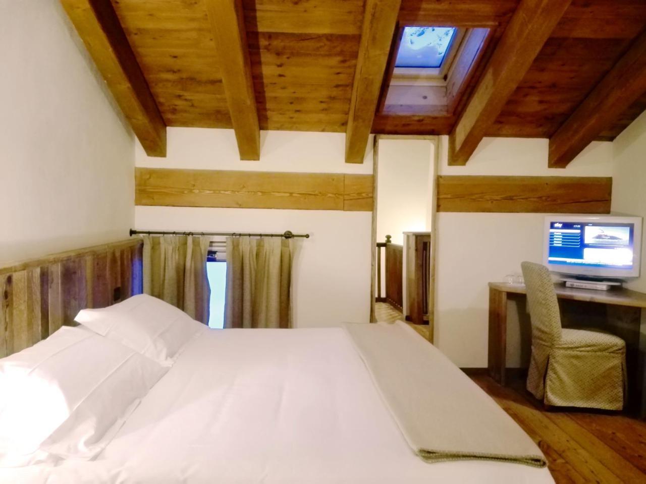 Le Miramonti Hotel Restaurant & Wellness La Thuile Buitenkant foto